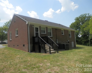 3016 Colfax Street - Photo Thumbnail 19