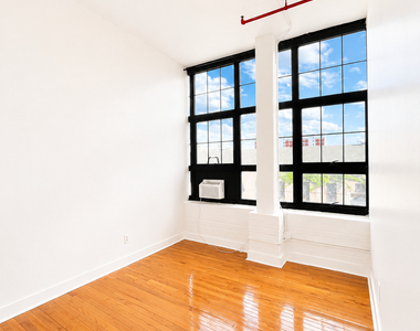 248 Mckibbin Street - Photo Thumbnail 3