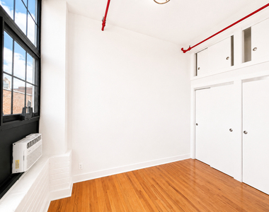 248 Mckibbin Street - Photo Thumbnail 8