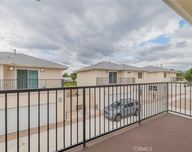 642 W Grand Ave - Photo Thumbnail 21