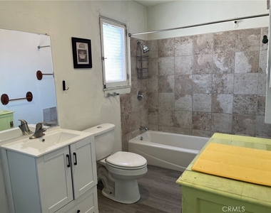 404 N 7th - Photo Thumbnail 6