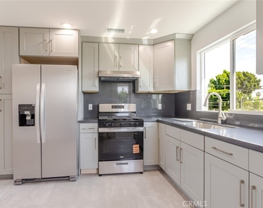 13768 1/2 Judd Street - Photo Thumbnail 12