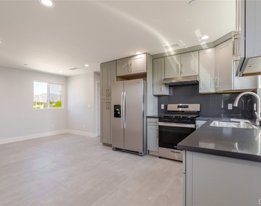 13768 1/2 Judd Street - Photo Thumbnail 6
