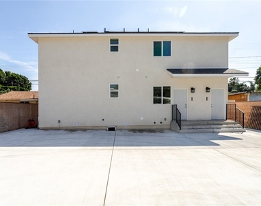 13768 1/2 Judd Street - Photo Thumbnail 2