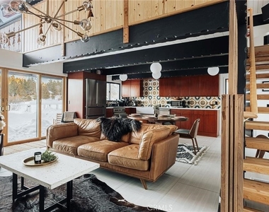 1021 Club View - Photo Thumbnail 10