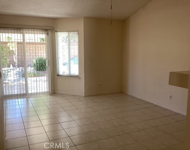 3522 W Avenue J2 - Photo Thumbnail 4