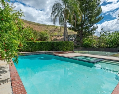 29749 Kimberly - Photo Thumbnail 2