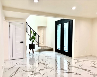 11774 Doral - Photo Thumbnail 1