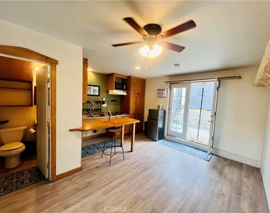 13737 Linfield - Photo Thumbnail 8