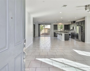 6746 N Glasner - Photo Thumbnail 2