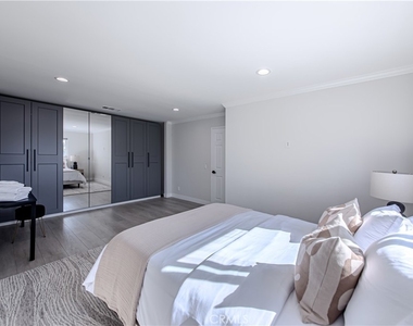 507 N Formosa - Photo Thumbnail 16