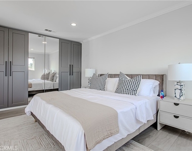 507 N Formosa - Photo Thumbnail 19