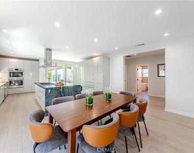 507 N Formosa - Photo Thumbnail 2