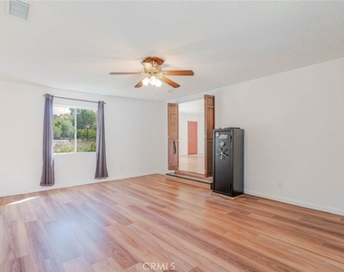 13057 Gladstone Avenue - Photo Thumbnail 12