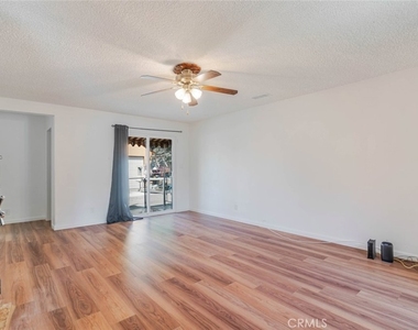 13057 Gladstone Avenue - Photo Thumbnail 11