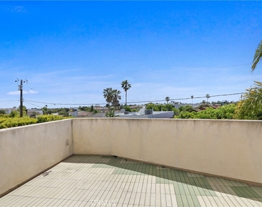7908 W 81st - Photo Thumbnail 32