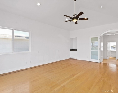 7908 W 81st - Photo Thumbnail 35