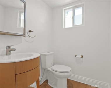 7908 W 81st - Photo Thumbnail 22