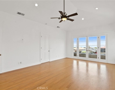 7908 W 81st - Photo Thumbnail 34