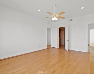 7908 W 81st - Photo Thumbnail 26