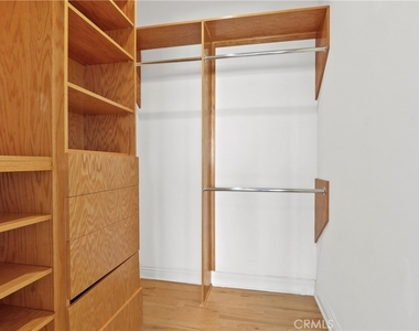 7908 W 81st - Photo Thumbnail 27