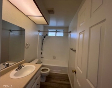 16641 California - Photo Thumbnail 30