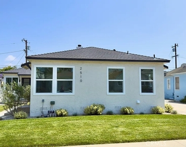2510 Termino Avenue - Photo Thumbnail 3