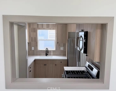 2510 Termino Avenue - Photo Thumbnail 12