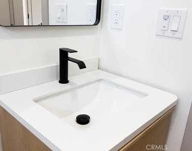 2510 Termino Avenue - Photo Thumbnail 17