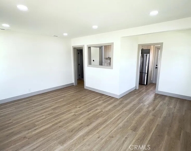 2510 Termino Avenue - Photo Thumbnail 6