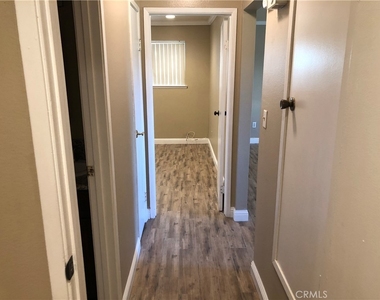 104 Sinclair Avenue - Photo Thumbnail 7