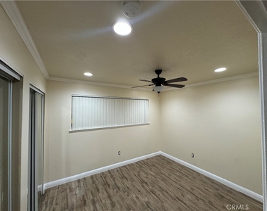 104 Sinclair Avenue - Photo Thumbnail 19