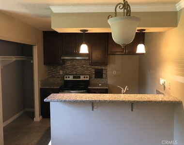 104 Sinclair Avenue - Photo Thumbnail 3