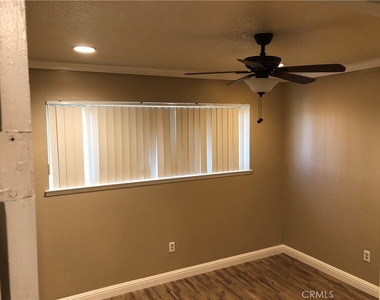 104 Sinclair Avenue - Photo Thumbnail 16