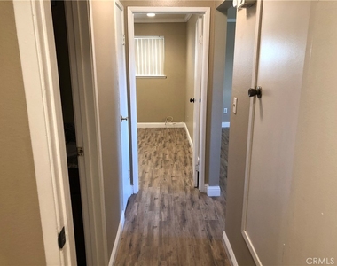 104 Sinclair Avenue - Photo Thumbnail 11