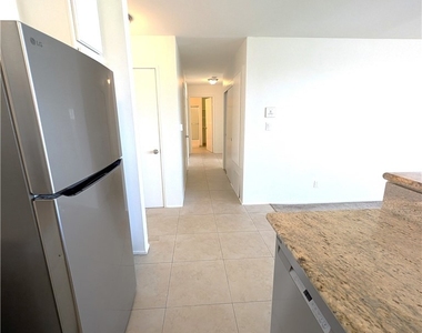 17330 Chatsworth Street - Photo Thumbnail 8