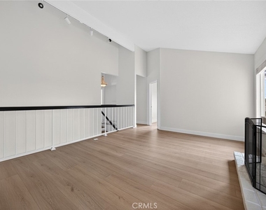 23412 Highcrest Rd - Photo Thumbnail 9