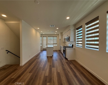 35 Bigsby Drive - Photo Thumbnail 7