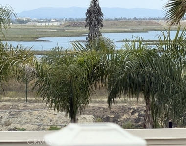 108 Surfside - Photo Thumbnail 10