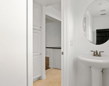 15633 Odyssey Drive - Photo Thumbnail 13
