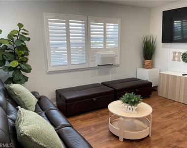 12893 Adelle Street - Photo Thumbnail 4