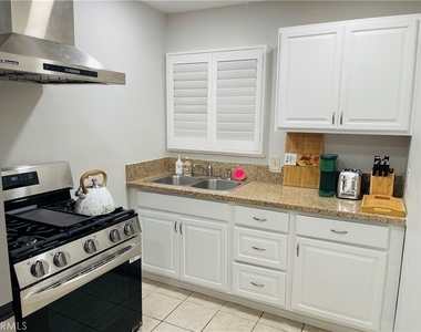 12893 Adelle Street - Photo Thumbnail 6