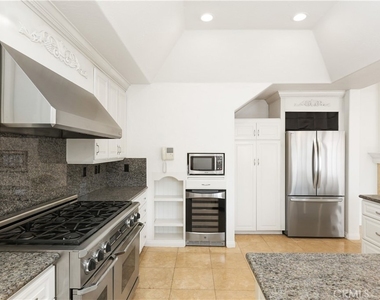 2025 E Balboa - Photo Thumbnail 48