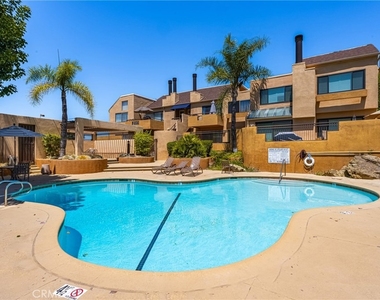 25761 Le Parc - Photo Thumbnail 26