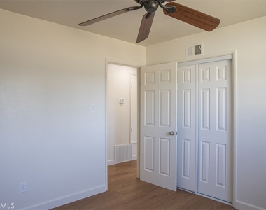 10740 Coloma - Photo Thumbnail 14