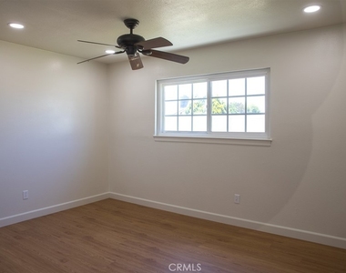 10740 Coloma - Photo Thumbnail 11