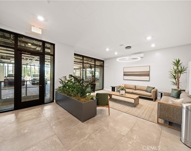 2510 Rivington - Photo Thumbnail 3