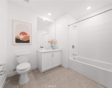 2510 Rivington - Photo Thumbnail 10