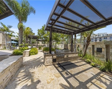 2510 Rivington - Photo Thumbnail 34