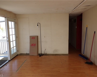 12710 3rd Street - Photo Thumbnail 2